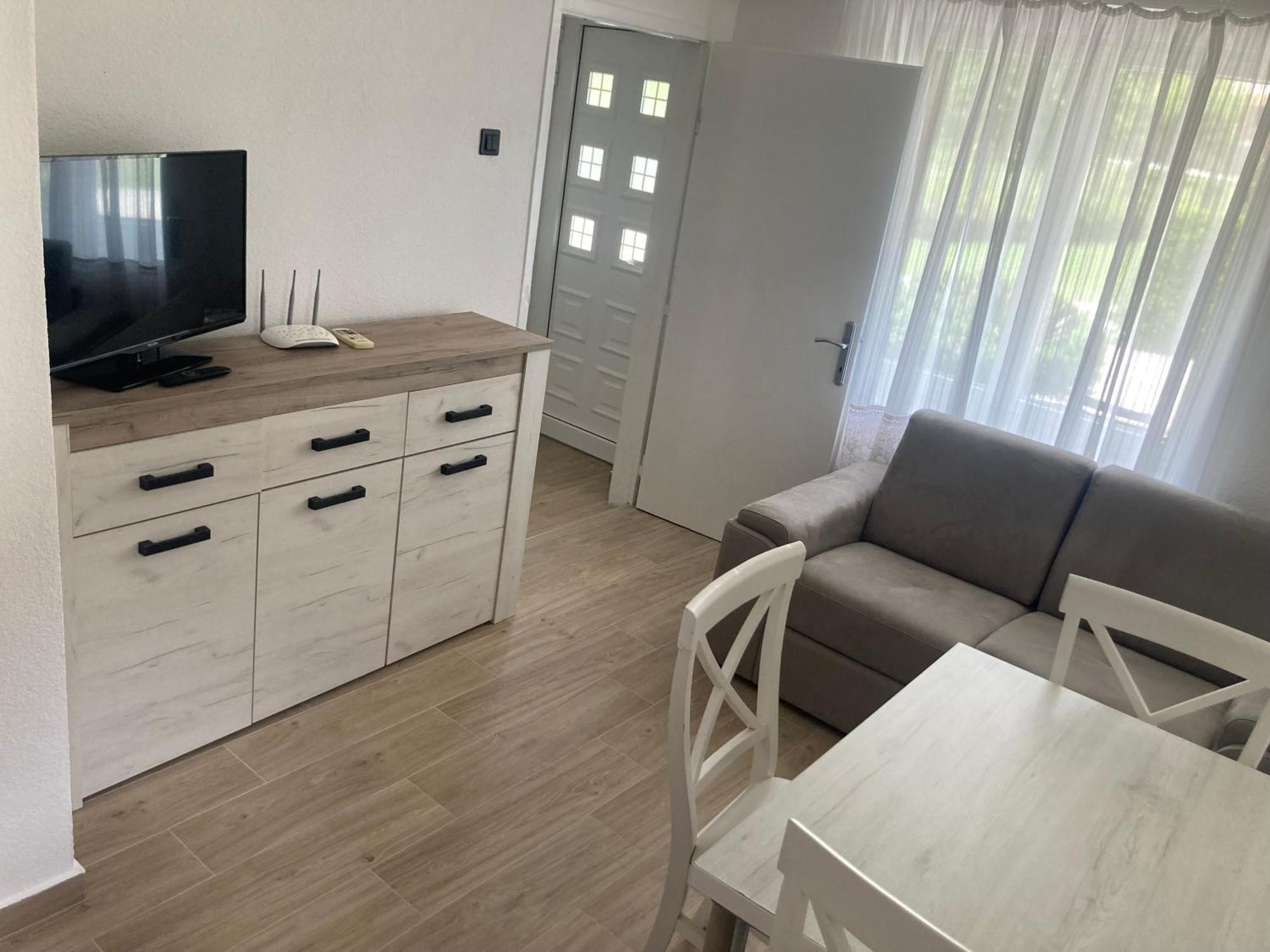 Apartment Vucurovic ヘルツェグ・ノヴィ エクステリア 写真
